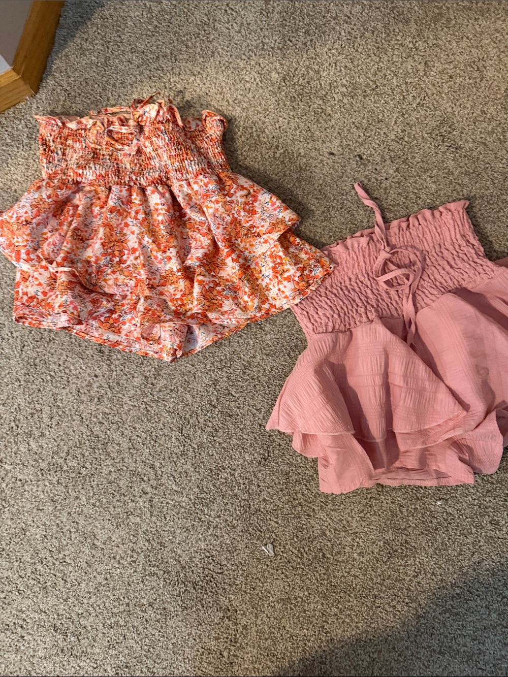 Flowey flowered skirts.